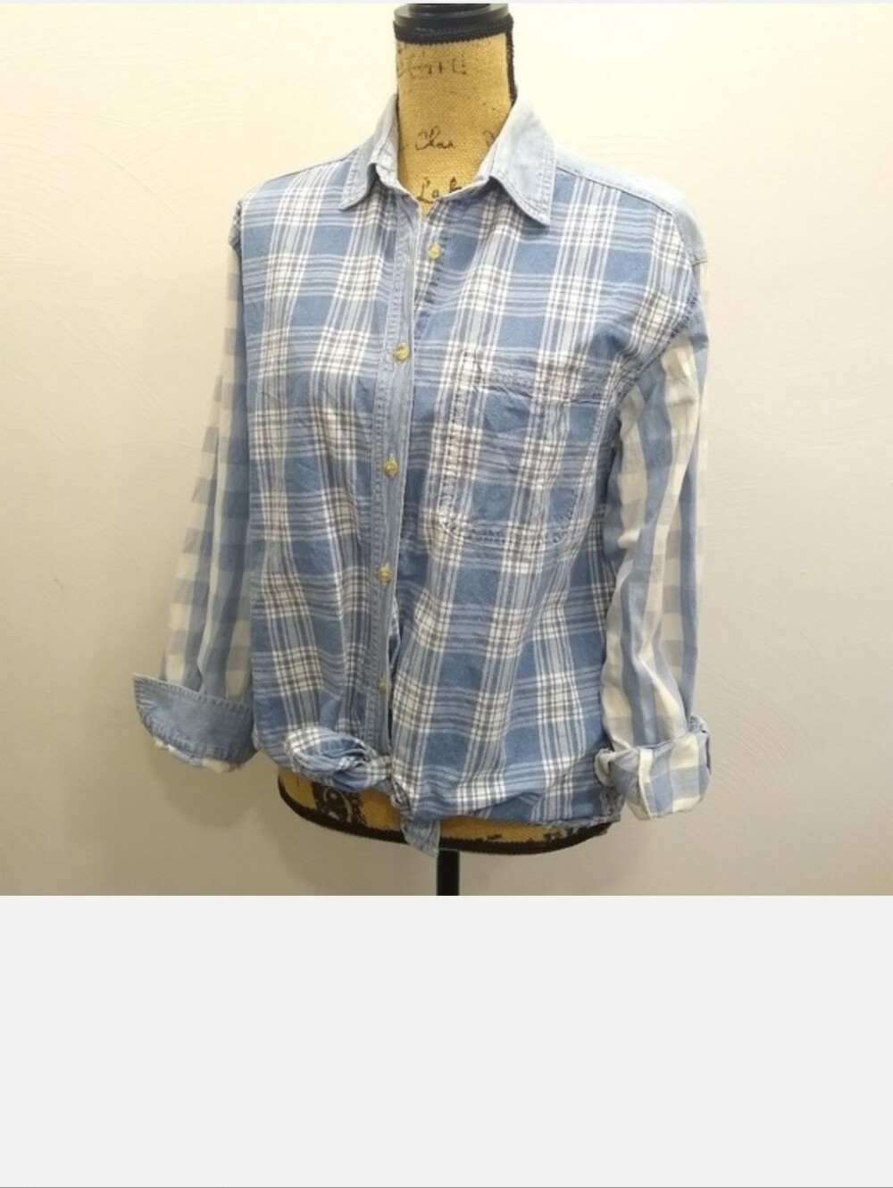 Vintage blue buffalo plaid button up shirt